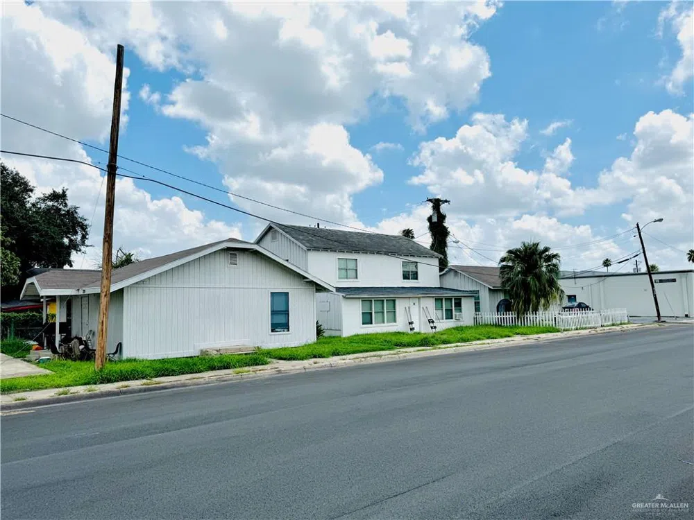 220 W 5th Street Weslaco, TX 78596