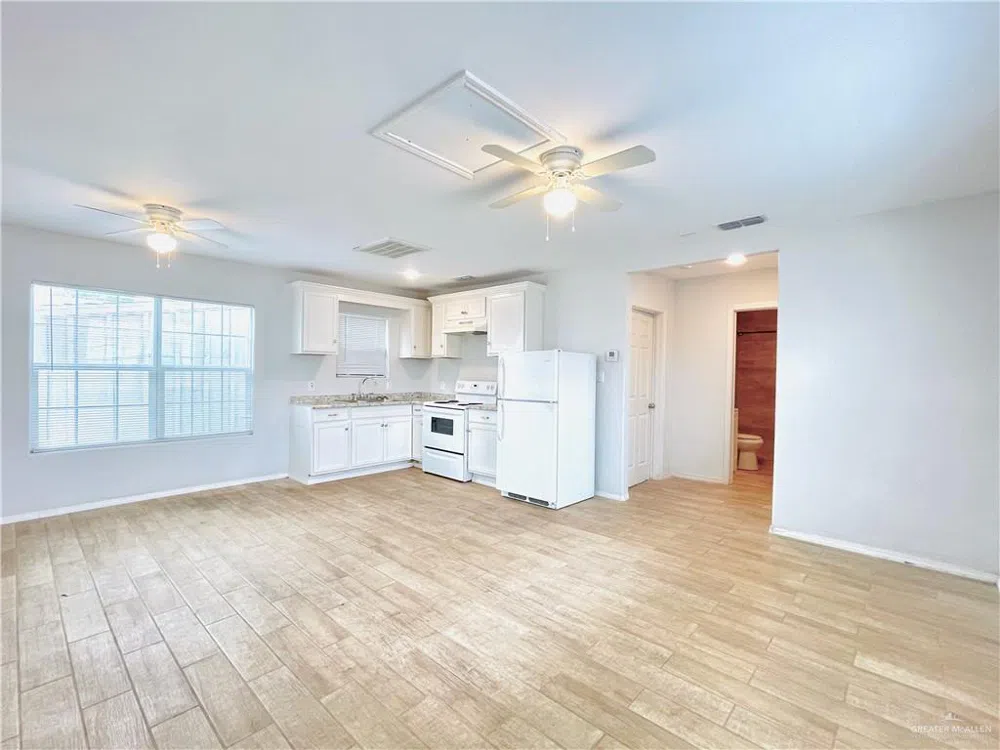 220 W 5th Street Weslaco, TX 78596