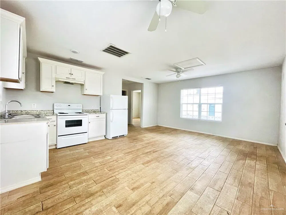220 W 5th Street Weslaco, TX 78596