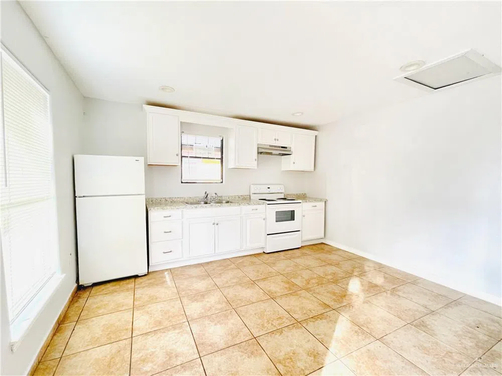 220 W 5th Street Weslaco, TX 78596