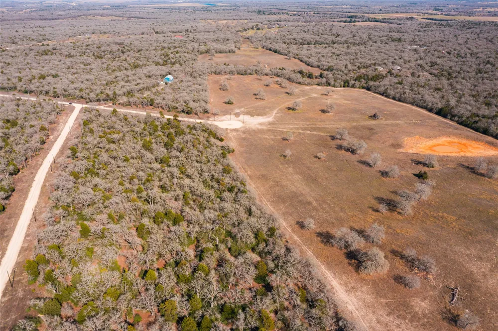 18 Oakview Lane Thrall, TX 76578