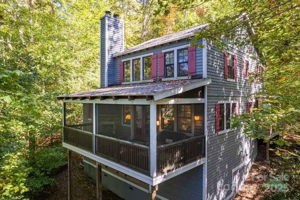 48 Allspice Court Tuckasegee, NC 28783