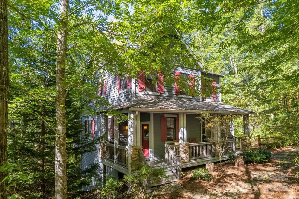 48 Allspice Court Tuckasegee, NC 28783