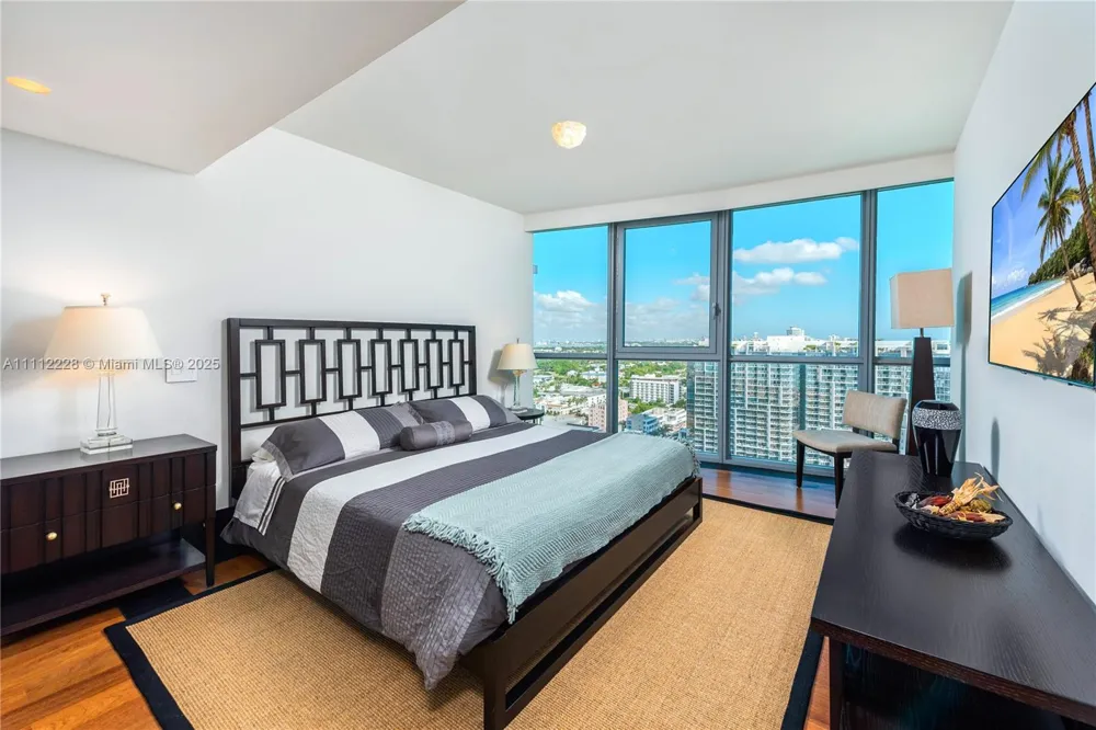 101 20th St #2707 Miami Beach, FL 33139
