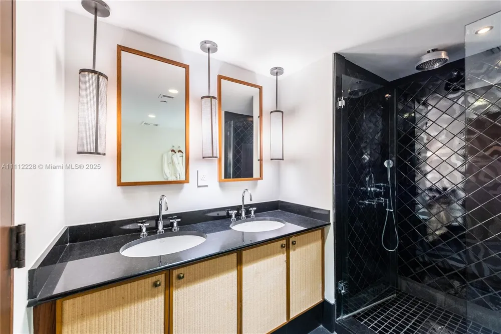 101 20th St #2707 Miami Beach, FL 33139