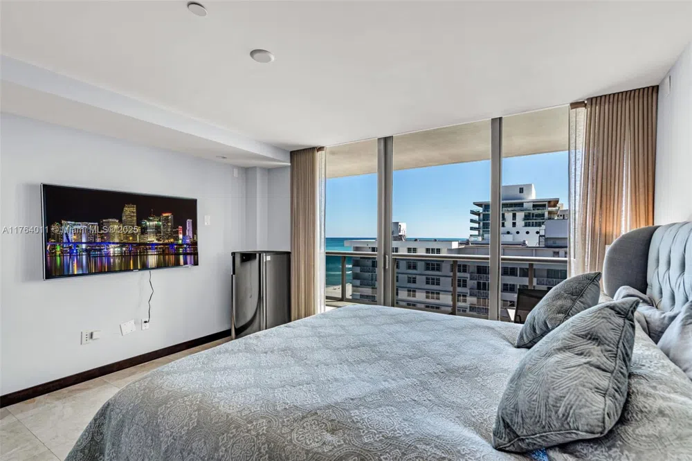 5875 Collins Ave #1704 Miami Beach, FL 33140
