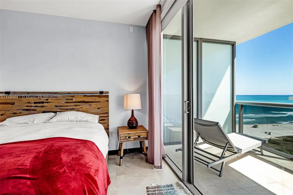 5875 Collins Ave #1704 Miami Beach, FL 33140