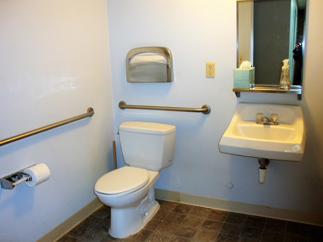 811 W Telegraph Road Santa Paula, CA 93060