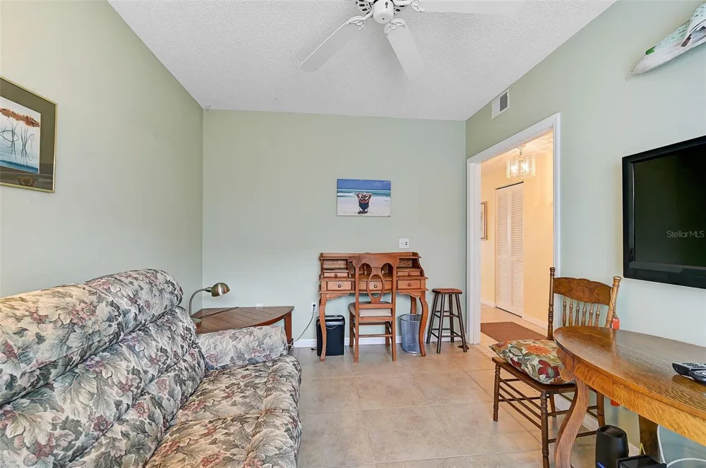 4215 CADDIE DRIVE E #101 Bradenton, FL 34203