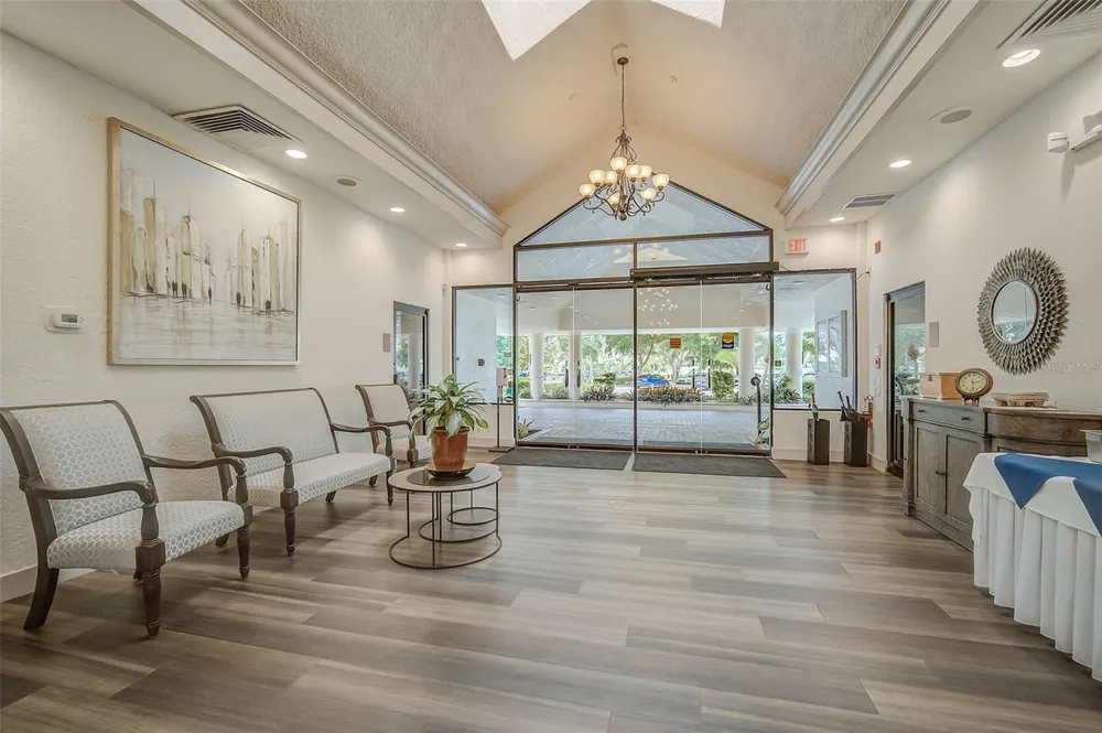 4215 CADDIE DRIVE E #101 Bradenton, FL 34203