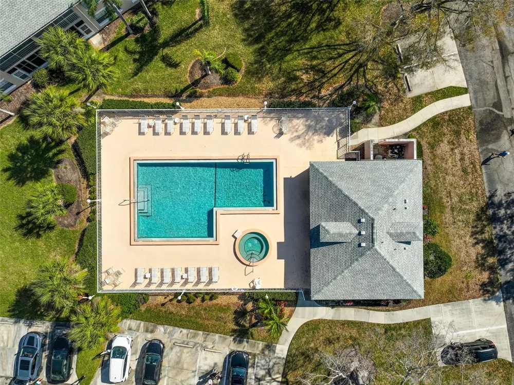4215 CADDIE DRIVE E #101 Bradenton, FL 34203