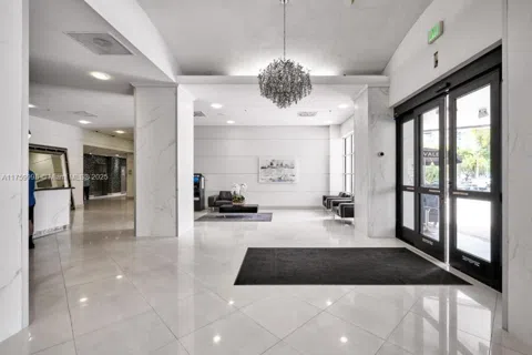 19370 Collins Ave #614