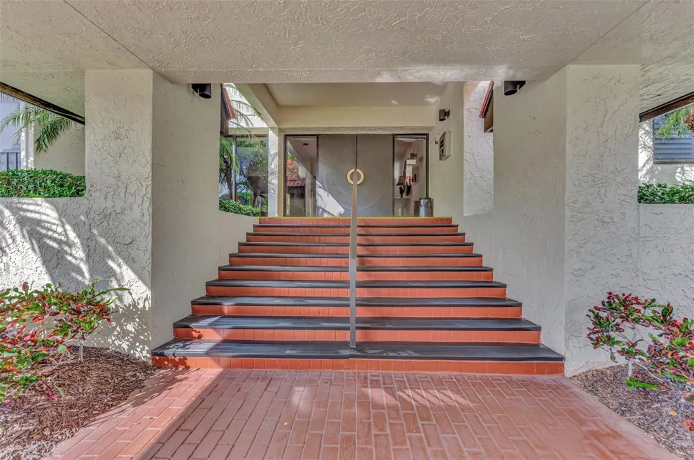 1945 GULF OF MEXICO DRIVE #M2-414 Longboat Key, FL 34228