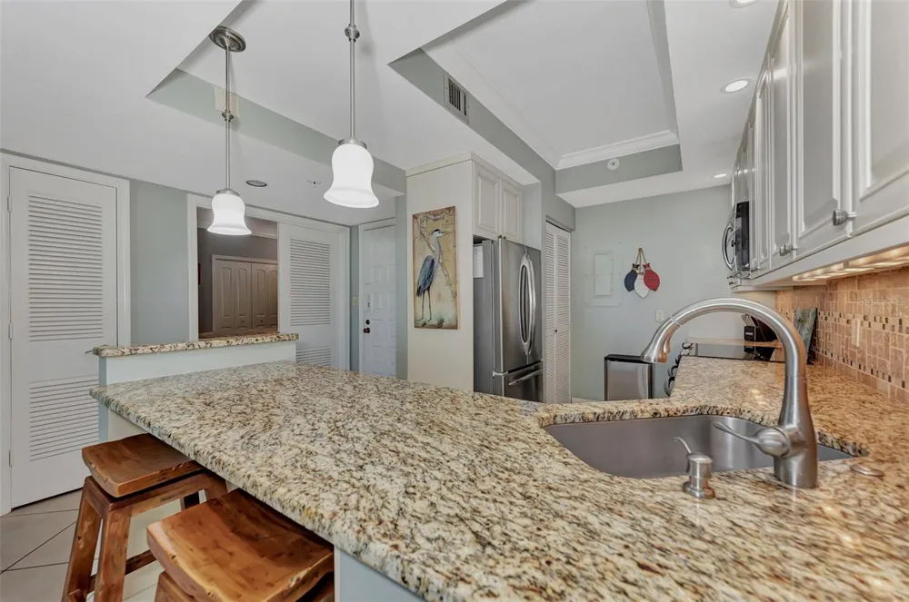 1945 GULF OF MEXICO DRIVE #M2-414 Longboat Key, FL 34228