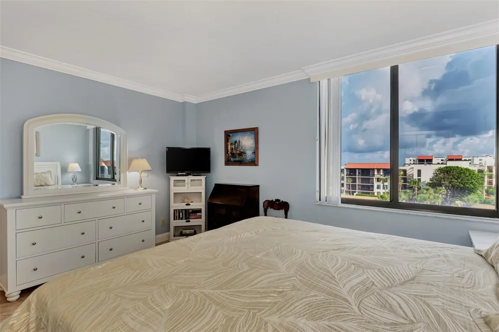 1945 GULF OF MEXICO DRIVE #M2-414 Longboat Key, FL 34228