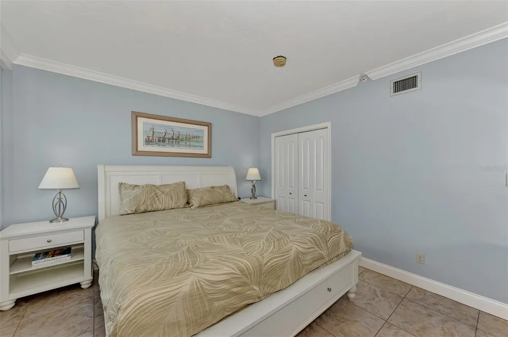 1945 GULF OF MEXICO DRIVE #M2-414 Longboat Key, FL 34228