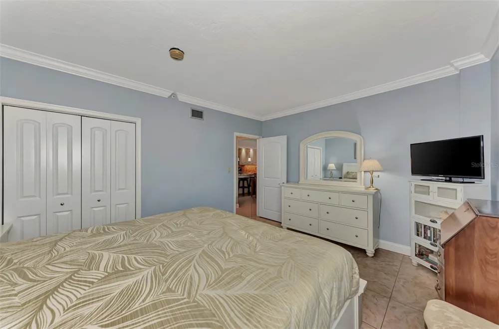 1945 GULF OF MEXICO DRIVE #M2-414 Longboat Key, FL 34228