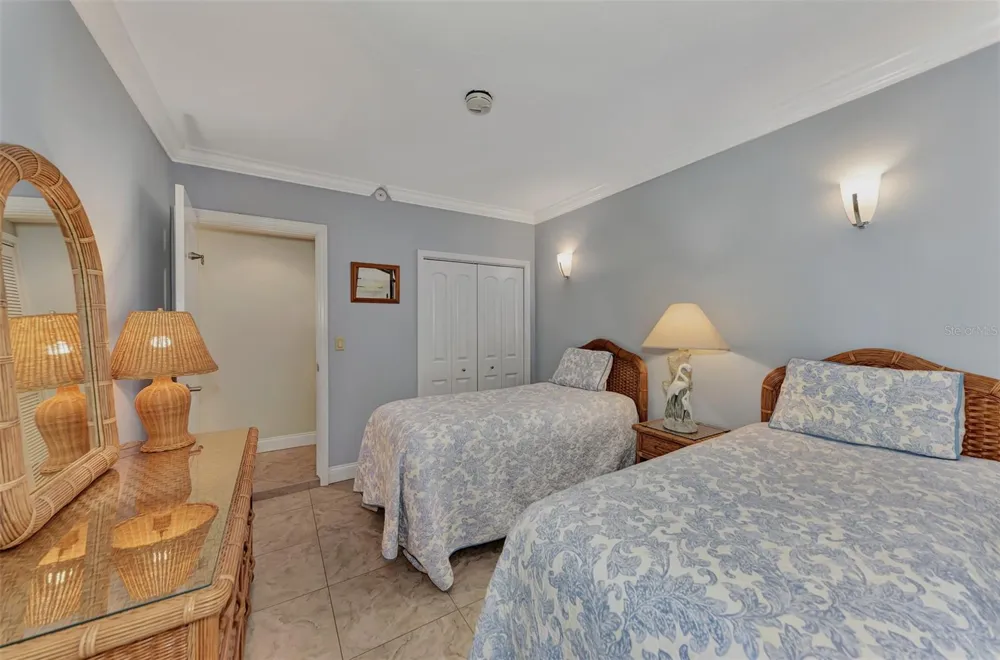 1945 GULF OF MEXICO DRIVE #M2-414 Longboat Key, FL 34228