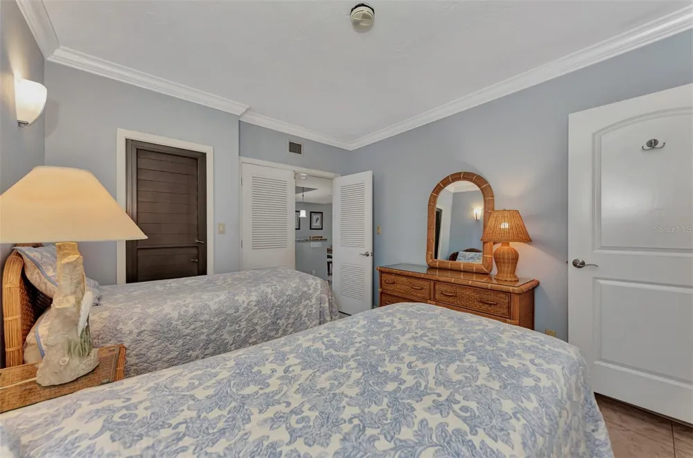 1945 GULF OF MEXICO DRIVE #M2-414 Longboat Key, FL 34228