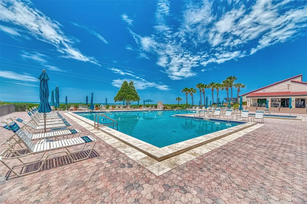 1945 GULF OF MEXICO DRIVE #M2-414 Longboat Key, FL 34228