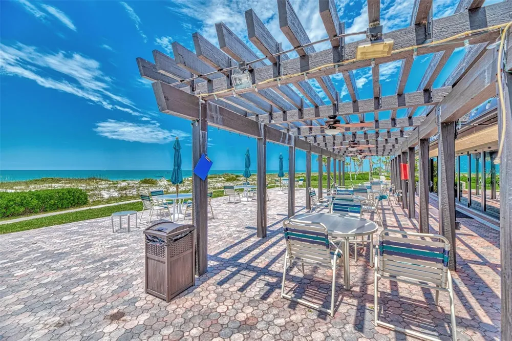 1945 GULF OF MEXICO DRIVE #M2-414 Longboat Key, FL 34228