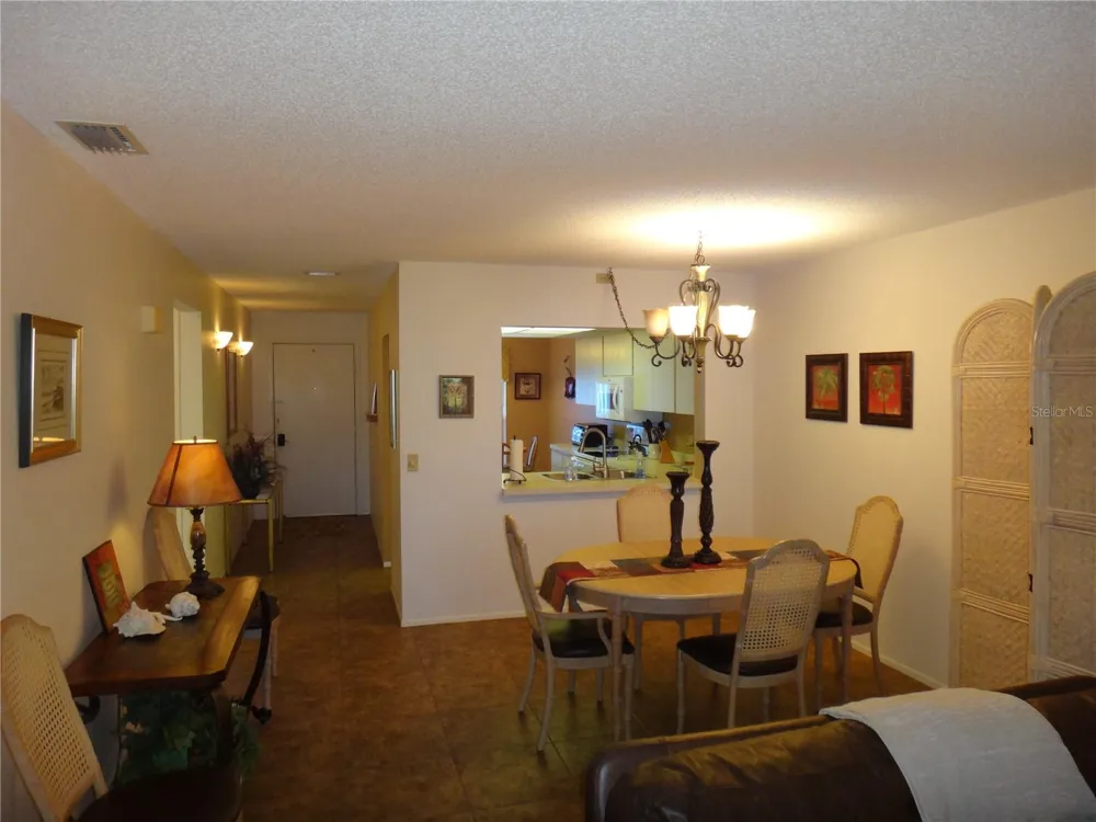 4493 LONGMEADOW #76 Sarasota, FL 34235
