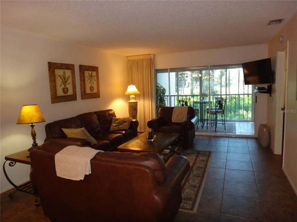 4493 LONGMEADOW #76 Sarasota, FL 34235