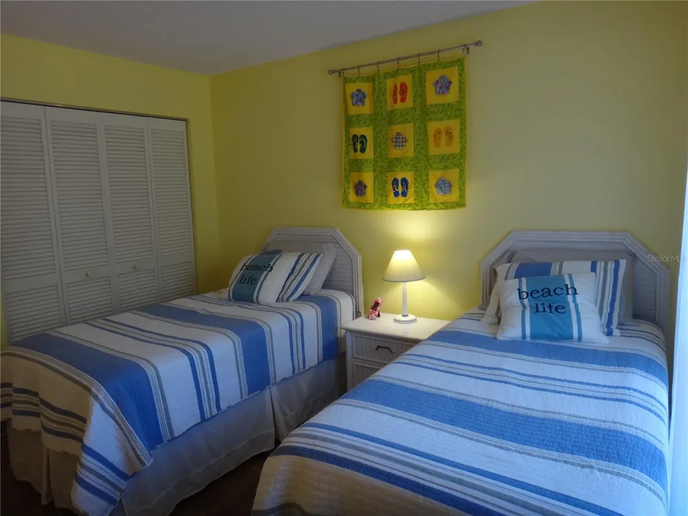 4493 LONGMEADOW #76 Sarasota, FL 34235