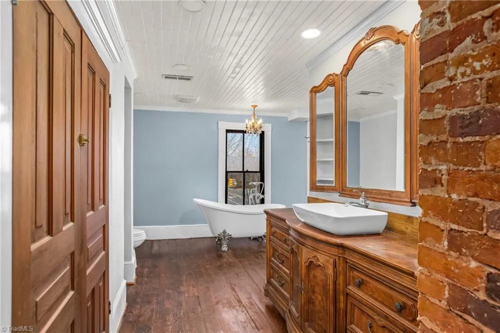 4798 Pfaff Lane Pfafftown, NC 27040
