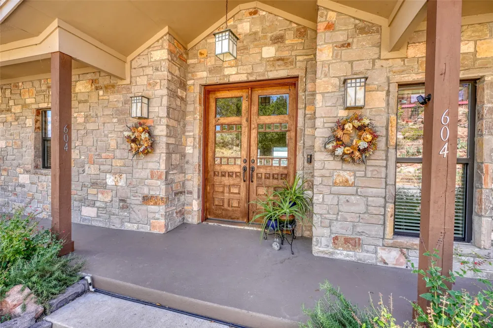604 Inwood Road Buchanan Dam, TX 78609