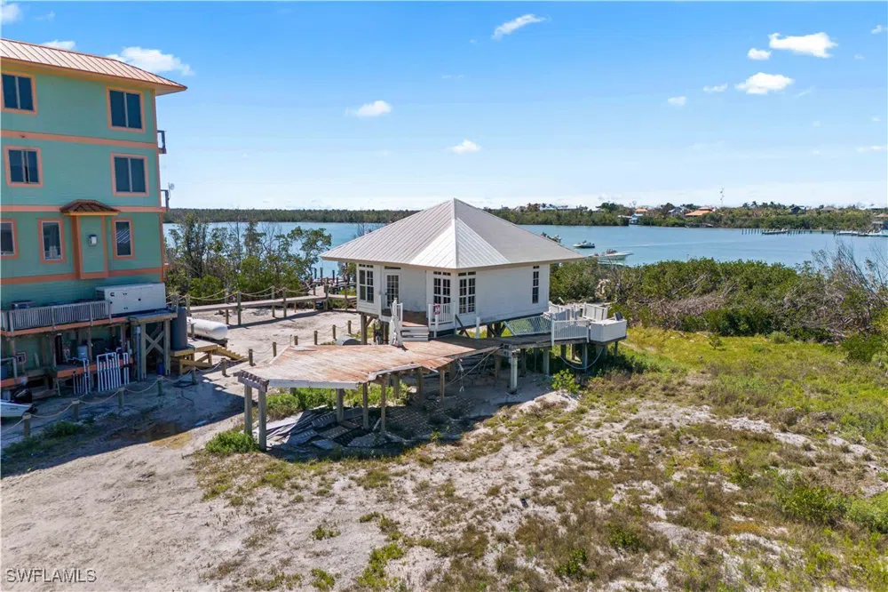 Point House Trail Upper Captiva, FL 33924