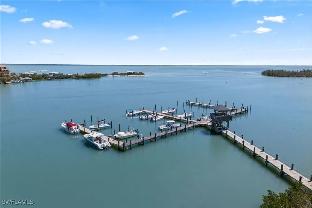 Point House Trail Upper Captiva, FL 33924