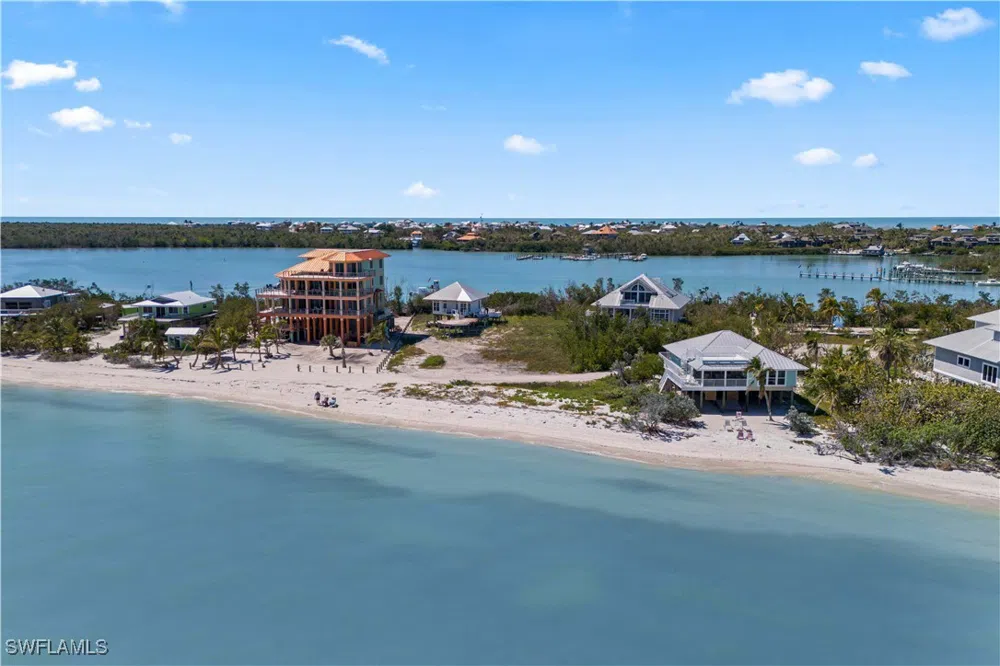 Point House Trail Upper Captiva, FL 33924