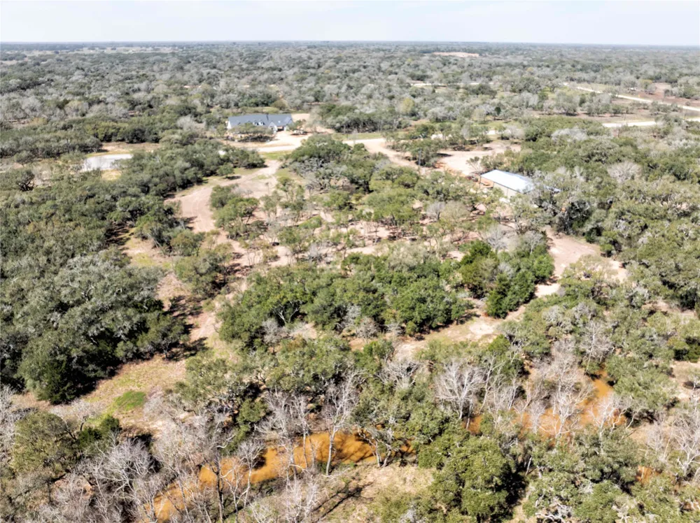 265 Wigeon Lane Columbus, TX 78934