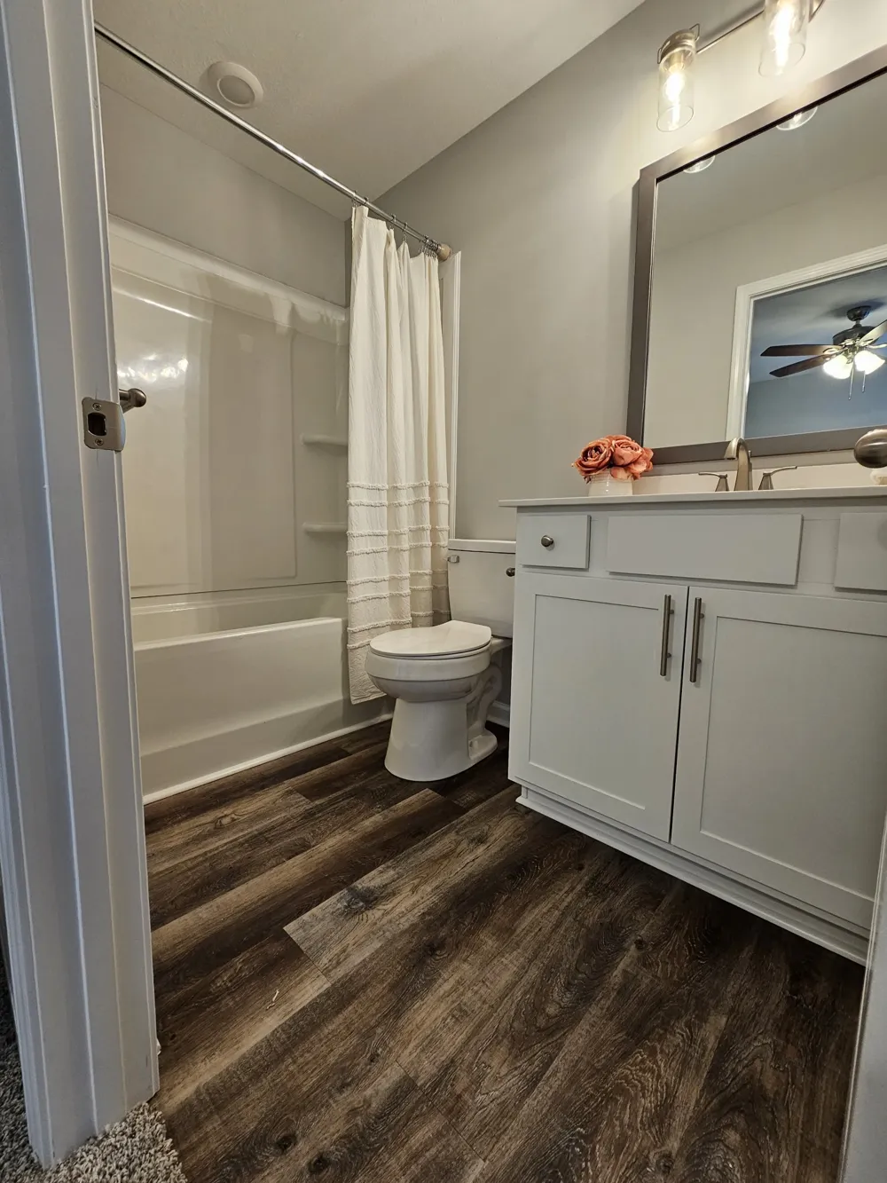 100 Henry Dr #312 Burns, TN 37029