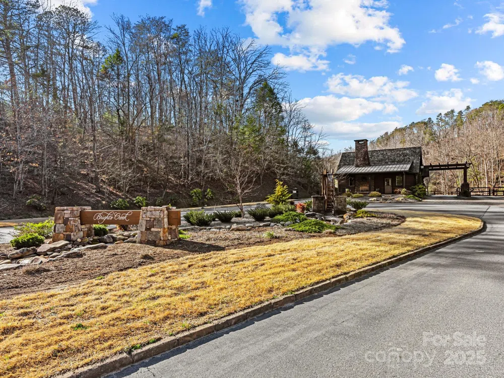 000 Stafford Lane S #2065 Mill Spring, NC 28756