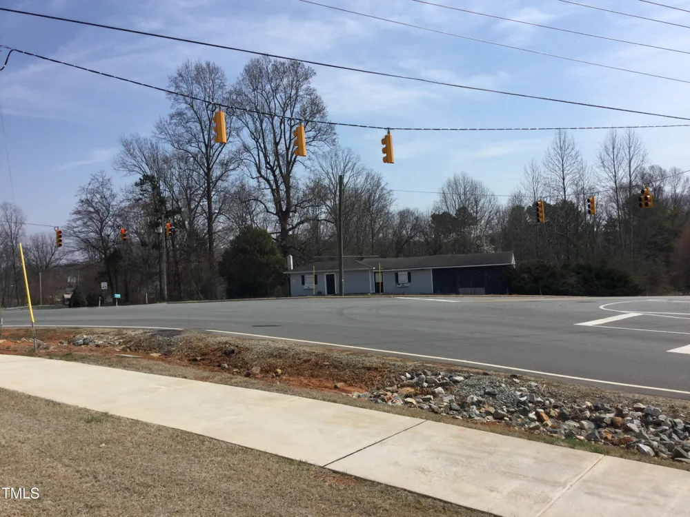 4105 Old Hillsborough Road Mebane, NC 27302