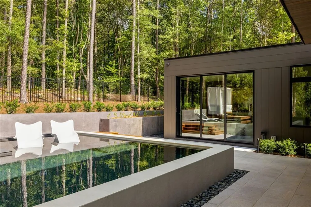 1131 Lupo Loop Chattahoochee Hills, GA 30268