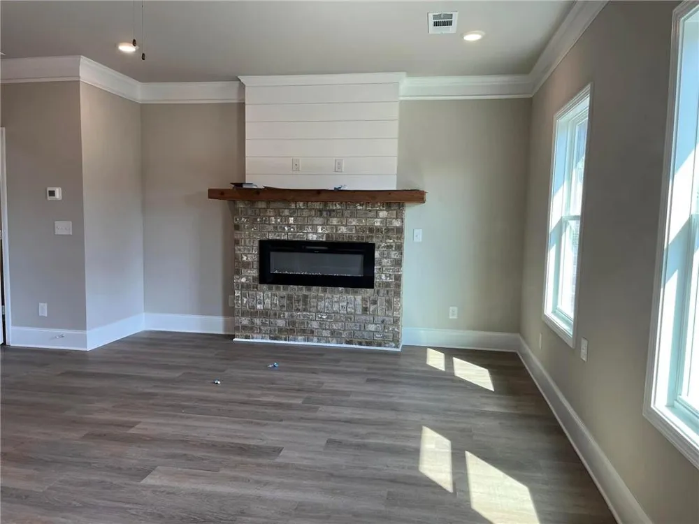 21 Creekside Commons Drive Hoschton, GA 30548