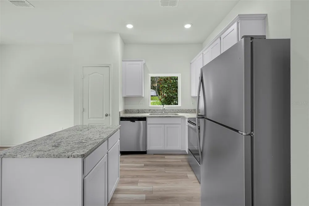 13276 TULA LOOP Astatula, FL 34705