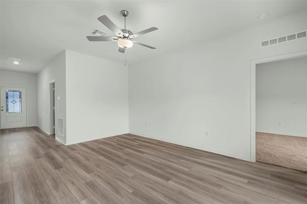 13276 TULA LOOP Astatula, FL 34705
