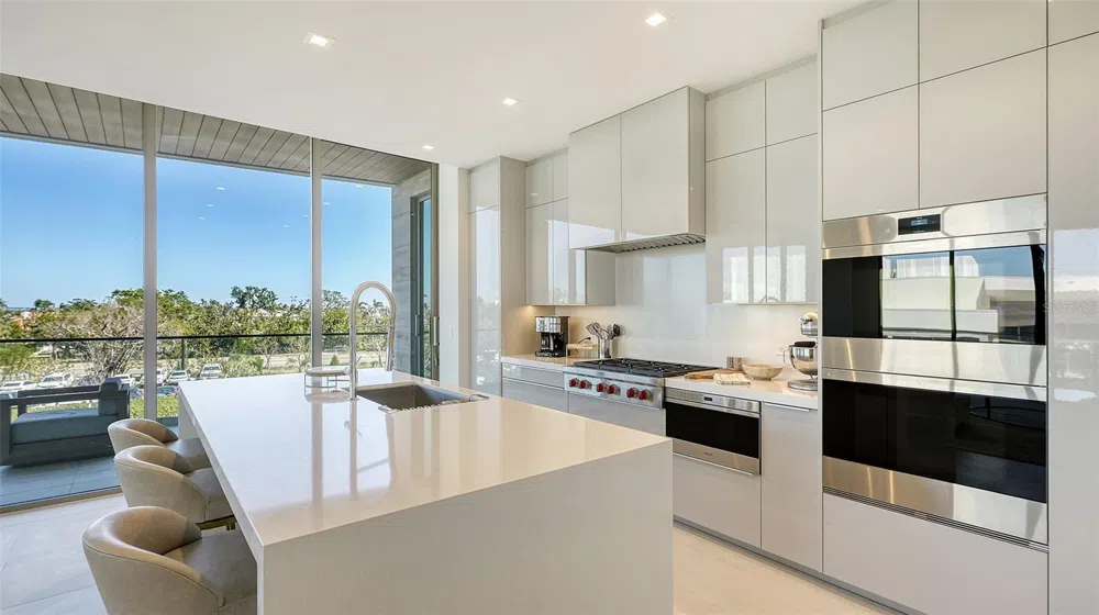 1591 GULF OF MEXICO DRIVE #313 Longboat Key, FL 34228