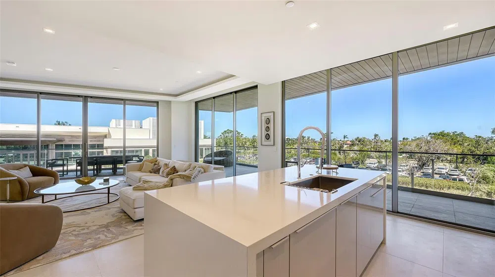 1591 GULF OF MEXICO DRIVE #313 Longboat Key, FL 34228
