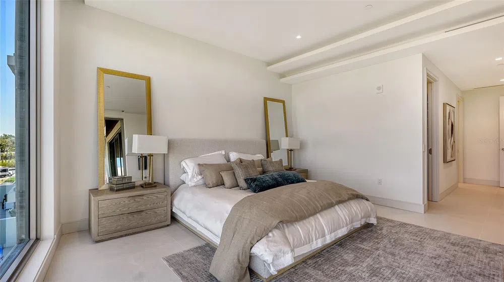 1591 GULF OF MEXICO DRIVE #313 Longboat Key, FL 34228
