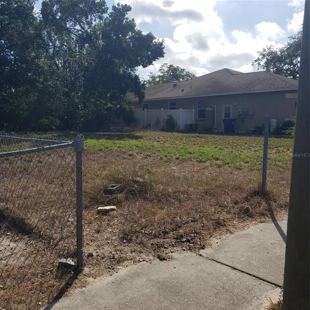 VIRGINIA AVENUE Tarpon Springs, FL 34689