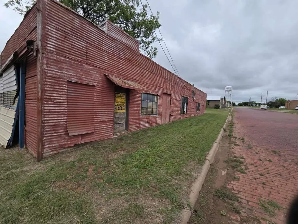 204 E Bryan Avenue Electra, TX 76360