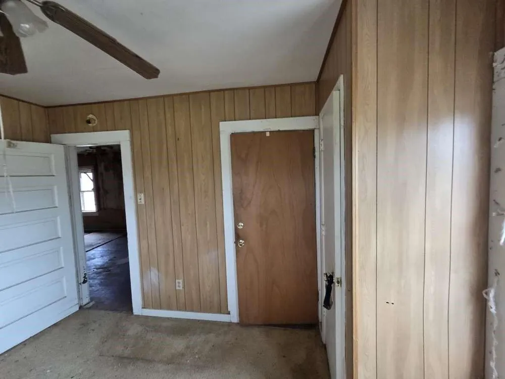 204 E Bryan Avenue Electra, TX 76360