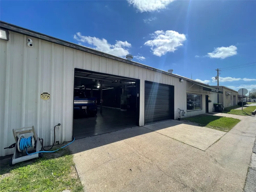 105 S 2nd Street Richmond, TX 77469