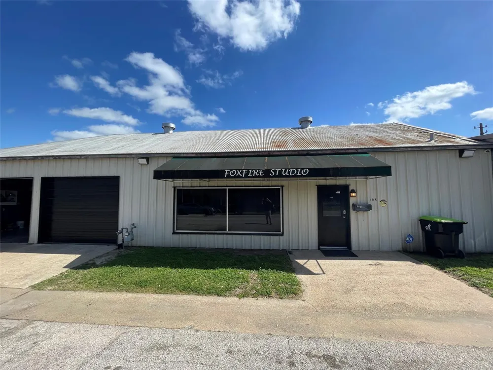 105 S 2nd Street Richmond, TX 77469