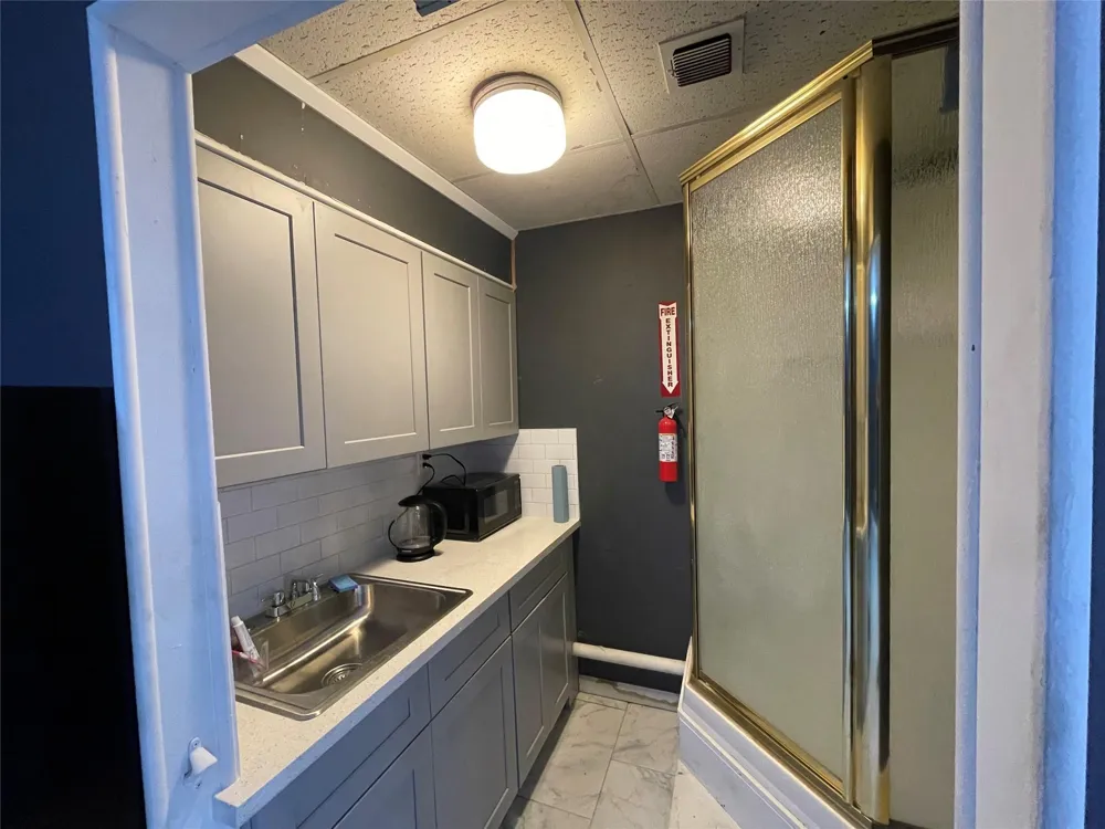 105 S 2nd Street Richmond, TX 77469